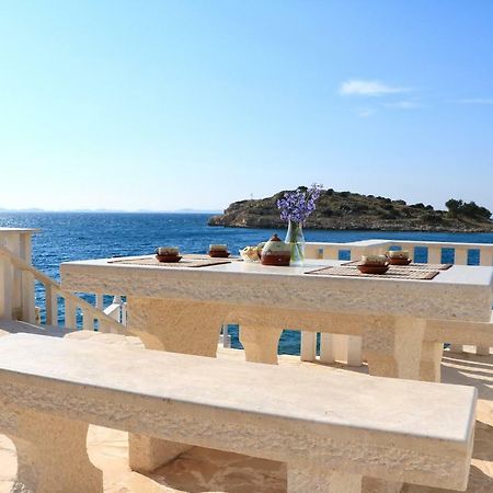 Holliday Home Robinson Tourism Maria Йезера Екстериор снимка